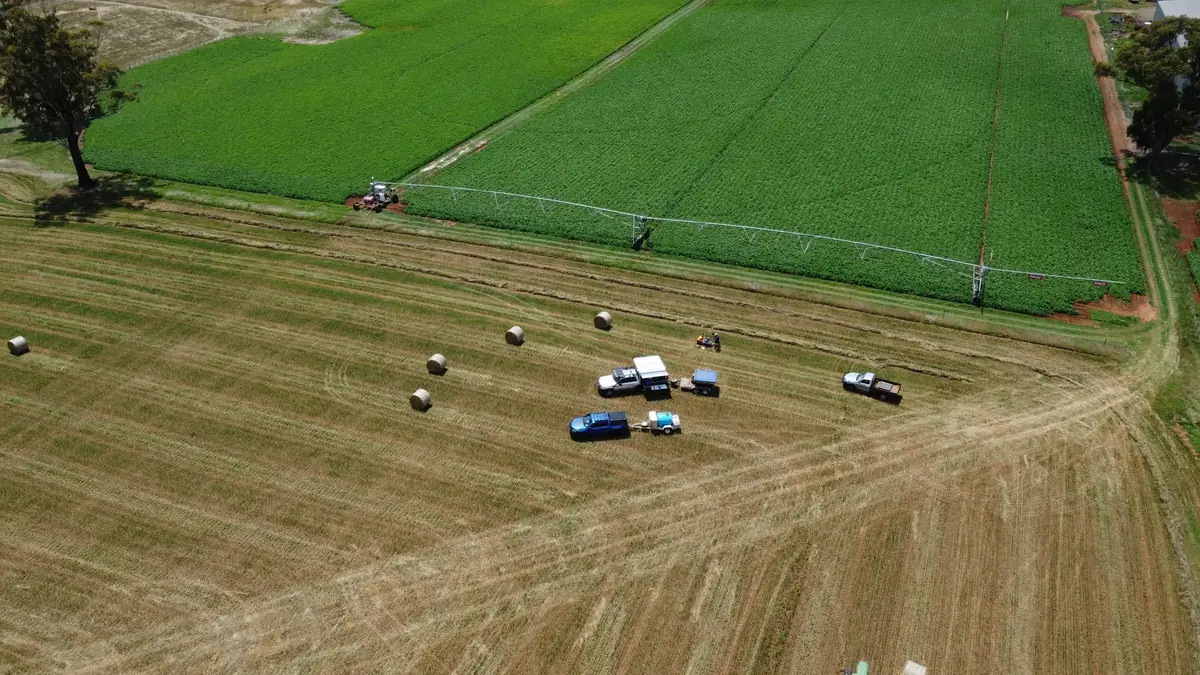 Commercial drone cleaning